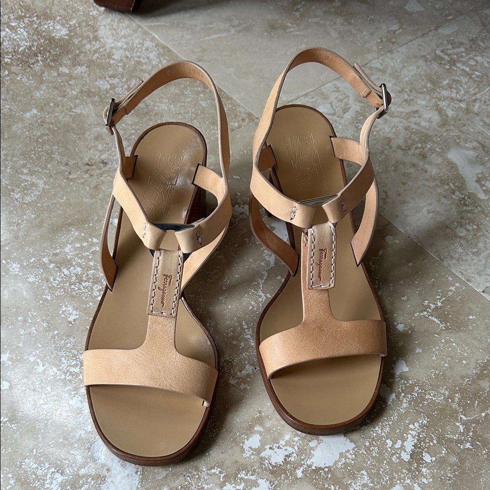 Salvatore Ferragamo Nude T-Strap Leather Slingback Sandals